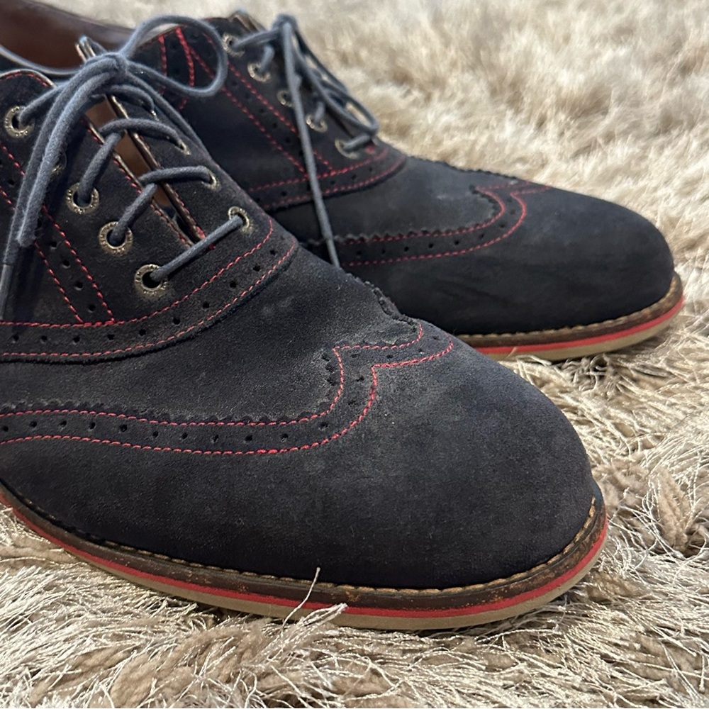 Johnston & Murphy Ellington Wingtip Dark Navy Suede Shoes - Picture 9 of 10